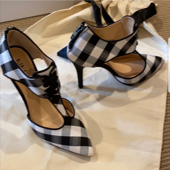 Gingham Heels - Picture 3 of 13